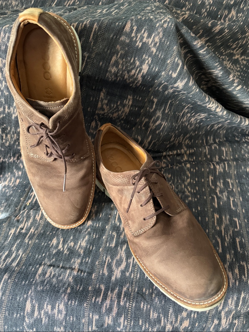 Menโs ECCO Light Brown Suede Lace-Up Dress Shoes EU 45 US 11